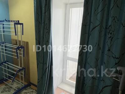 3 комнаты · 64 м² · 5/5 этаж, мкр Юго-Восток, 28й микрорайон 11 за 50 000 ₸ в Караганде, Казыбек би р-н