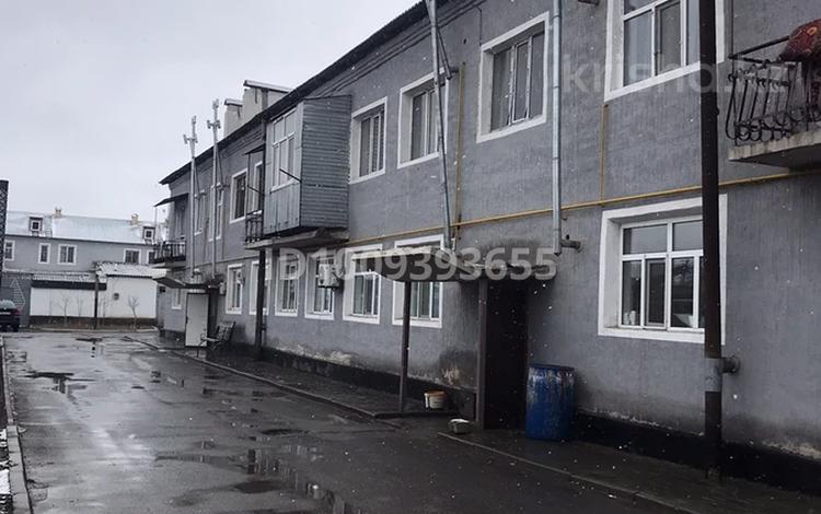 3-комнатная квартира · 55.9 м² · 2/2 этаж, Сыргак батыр 16 за 13 млн 〒 в Туркестане — фото 2