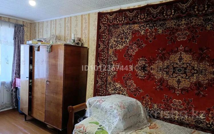 3-бөлмелі пәтер · 60.4 м² · 5/5 қабат, Сортировка, Дружбы 129 — Находится возле общеобразовательной школы 85, бағасы: 11 млн ₸ в Караганде, Алихана Бокейханова р-н — фото 2