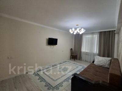 3-комнатная квартира · 65 м² · 1/5 этаж, Центральный 9 за 250 000 〒 в Атырау