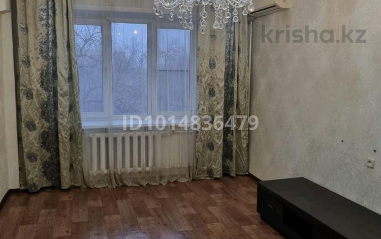 2-комнатная квартира · 51 м² · 4/5 этаж, мкр №2 52 а за 300 000 ₸ в Алматы, Ауэзовский р-н — фото 2