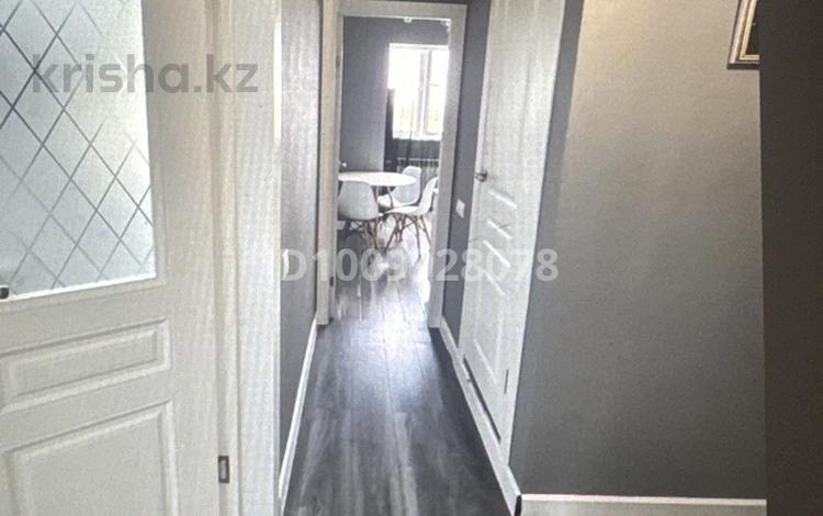 3-комнатная квартира · 78 м² · 5/9 этаж, 3 мик 27 за 350 000 〒 в Конаеве — фото 2