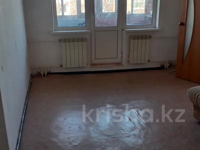 2-комнатная квартира · 45 м² · 4/4 этаж, мкр 5, каратаева за 7.5 млн ₸ в Актобе