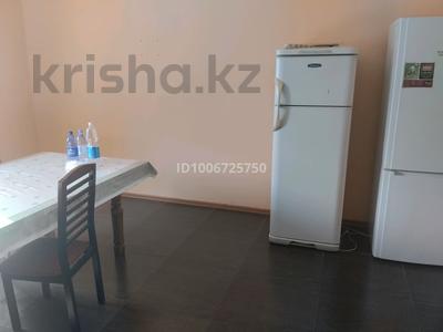 Дом · 5 комнат · 200 м², мкр Жайлау — ул Ерназар Алтынбекұлы за 60 000 〒 в Шымкенте, Абайский р-н