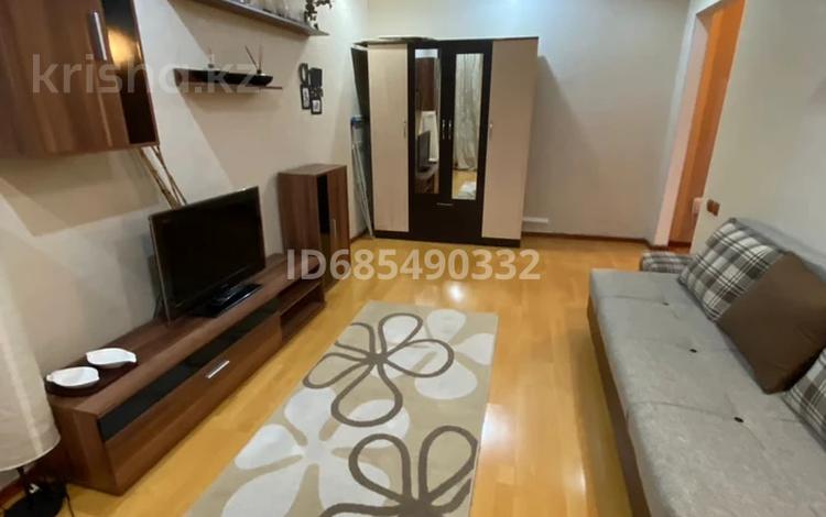 1-комнатная квартира · 37 м² · 1/4 этаж, Шафика Чокина 118 — Толе би - Байзакова за 230 000 〒 в Алматы, Алмалинский р-н — фото 2