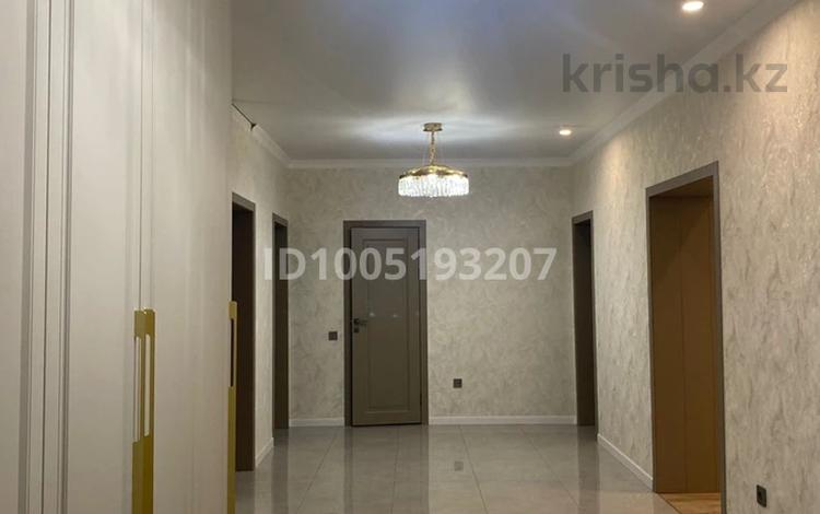 3-комнатная квартира · 126 м² · 4/9 этаж, М Дулат Улы 27 а за 49 млн 〒 в Кокшетау — фото 2