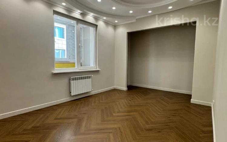 3-комнатная квартира · 150 м² · 13/18 этаж, Достык за 109 млн ₸ в Алматы, Медеуский р-н — фото 2
