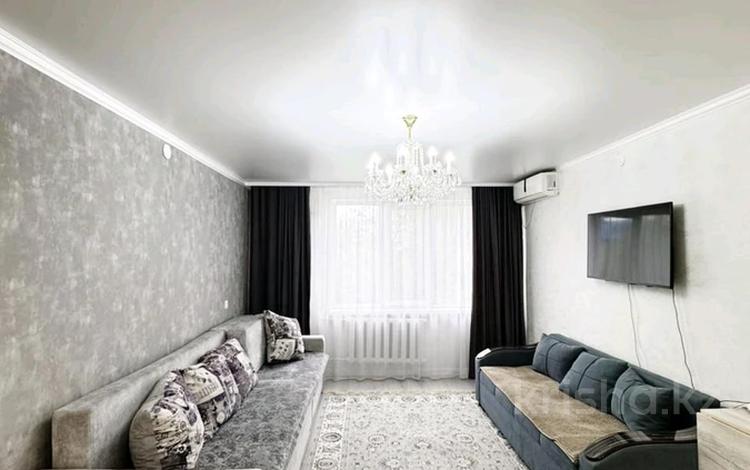 3-комнатная квартира · 70 м² · 3/10 этаж, Казахстан 64 — Пермитина, Золотой Центр, Набережная за 35 000 ₸ в Усть-Каменогорске — фото 63