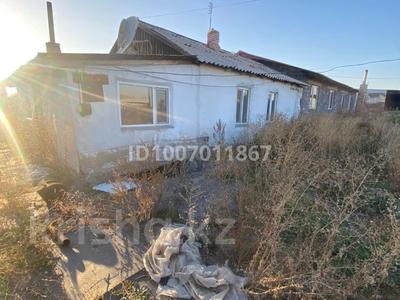 Отдельный дом · 4 комнаты · 300 м² · 7 сот., Разведчиков за 4 млн 〒 в Шахтинске