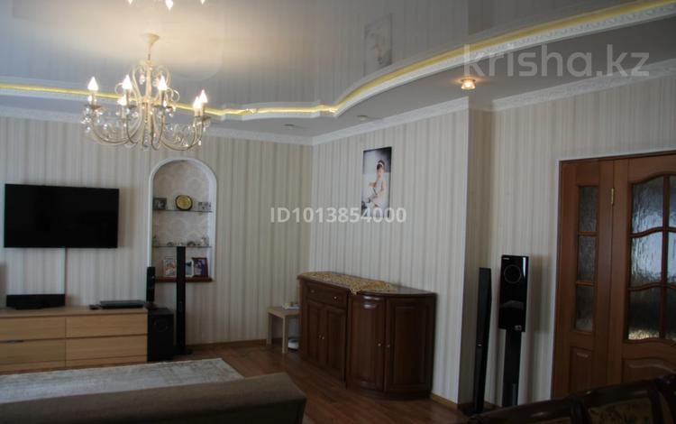 3-бөлмелі пәтер · 123 м² · 7/10 қабат, Абая 63 — Абая Уалиханова, бағасы: 62 млн ₸ в Астане, р-н Байконур — фото 2