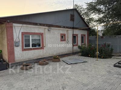 Жеке үй · 3 бөлме · 80 м² · 8 жүзд., Абылай хана 6 — Бывшая молодежная, бағасы: 26 млн ₸ в Байсерке