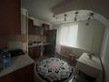 3-бөлмелі пәтер · 69 м² · 1/9 қабат, 5 микр 22 дом, бағасы: 180 000 ₸ в Аксае — фото 2