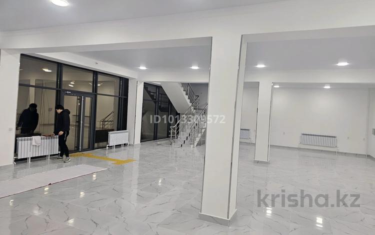 Свободное назначение · 600 м² за 189 млн ₸ в Таразе,  мкр Мынбулак — фото 2