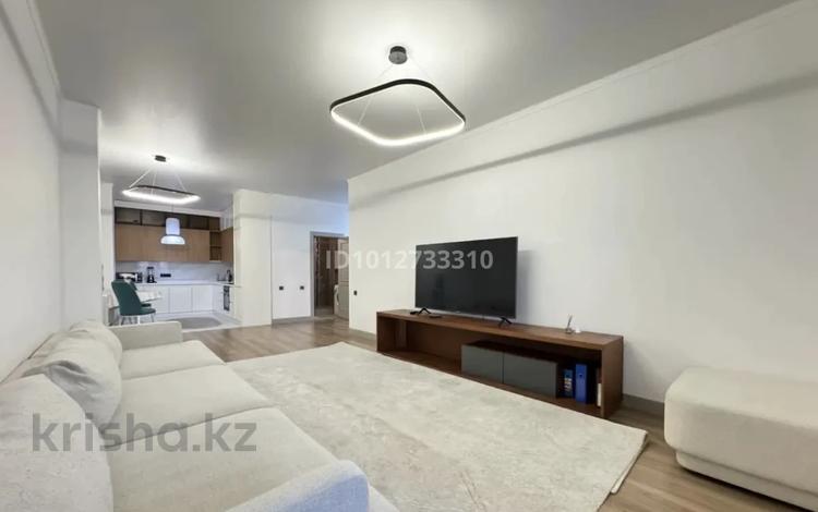 2-бөлмелі пәтер · 92 м² · 4/12 қабат, мкр Самал-3 15 — Достык Аль-Фараби, бағасы: 110 млн ₸ в Алматы, Медеуский р-н — фото 2
