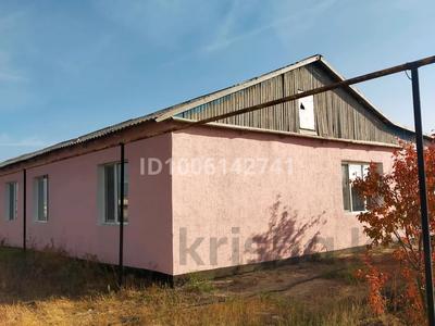 Отдельный дом · 6 комнат · 200 м² · 14 сот., Сауықов 9/1 — Ақтоғай ауылы за 8.8 млн ₸ в 