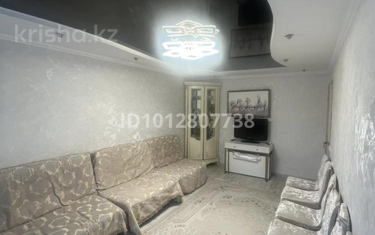3-бөлмелі пәтер · 63 м² · 1/5 қабат, мкр Юго-Восток, муканова 8, бағасы: 28 млн ₸ в Караганде, Казыбек би р-н — фото 2