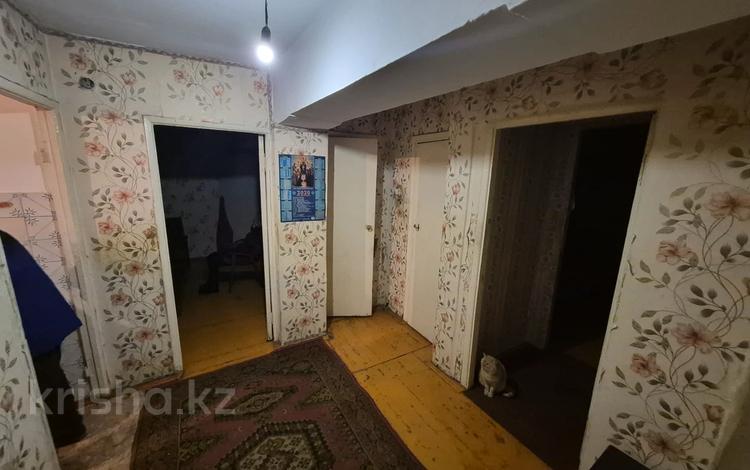 3-комнатная квартира · 61 м² · 2/5 этаж, самал за 18 млн ₸ в Талдыкоргане, мкр Самал — фото 2