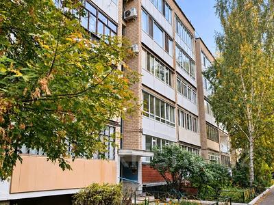 3-бөлмелі пәтер · 58 м² · 3/5 қабат, ГАБДУЛЛИНА 64 — 6 школа, бағасы: 17.5 млн ₸ в Кокшетау