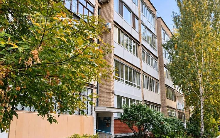 3-бөлмелі пәтер · 58 м² · 3/5 қабат, ГАБДУЛЛИНА 64 — 6 школа, бағасы: 17.5 млн ₸ в Кокшетау — фото 2