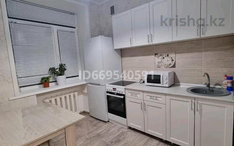 3-комнатная квартира · 64 м² · 1/5 этаж, Абая 43 — Абугалиева за 25 000 ₸ в Балхаше — фото 17