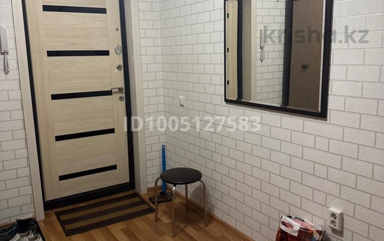 2-бөлмелі пәтер · 65 м² · 3/9 қабат, 9-й микрорайон, 9 микр 7/1 — Поликлиника 4, бағасы: 37 млн ₸ в Костанае — фото 2