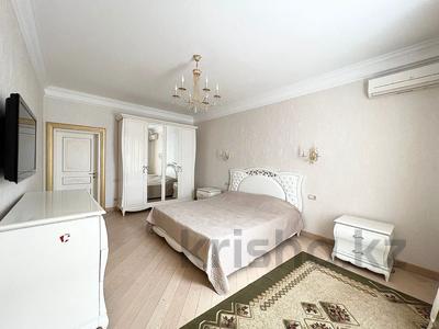 Продажа квартир в Шымкенте: 5-комнатная квартира · 176.71 м² · 10/13 этаж, Иляева за 92 млн 〒 5-комнатная квартира · 176.71 м² · 10/13 этаж, Иляева за 92 млн 〒 в Шымкенте, Аль-Фарабийский р-н
