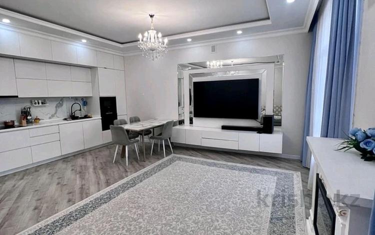 3-комнатная квартира · 90 м² · 4 этаж, Туран 44Б за 500 000 ₸ в Астане — фото 4