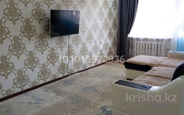 2-комнатная квартира · 46 м² · 2/5 этаж, Микрорайон 6 — Торговый дом Мечта за 120 000 ₸ в Балхаше — фото 2