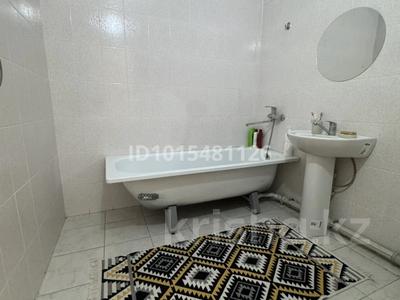 2-бөлмелі пәтер · 60 м² · 10/12 қабат, мкр Туран-2 11А, бағасы: 90 000 ₸ в Шымкенте, Каратауский р-н
