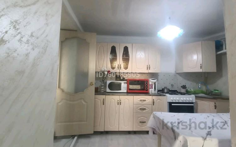 Отдельный дом · 4 комнаты · 73.8 м² · 100 сот., Комсомольское, Канахина 25 — Находится возле магазина Айда за 20 млн ₸ в Актюбинской обл. — фото 4