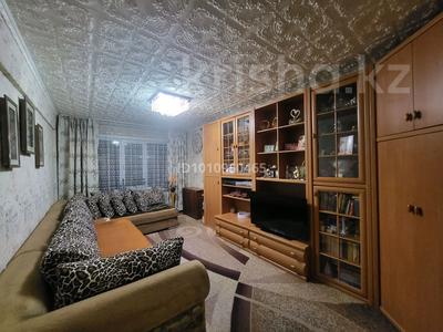 3-бөлмелі пәтер · 60 м² · 1/5 қабат, Н.Назарбаева 63/1, бағасы: 19.5 млн ₸ в Усть-Каменогорске