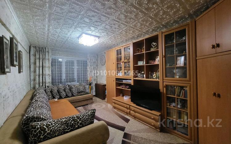 3-бөлмелі пәтер · 60 м² · 1/5 қабат, Н.Назарбаева 63/1, бағасы: 19.5 млн ₸ в Усть-Каменогорске — фото 2