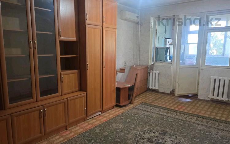 1-комнатная квартира · 34 м² · 3/5 этаж, 8 мкр 4 за 90 000 ₸ в Шымкенте, Абайский р-н — фото 2