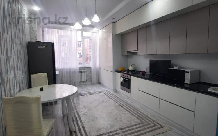 3-комнатная квартира · 100.8 м² · 1/5 этаж, мкр. Алтын орда 47 за 39 млн ₸ в Актобе — фото 2