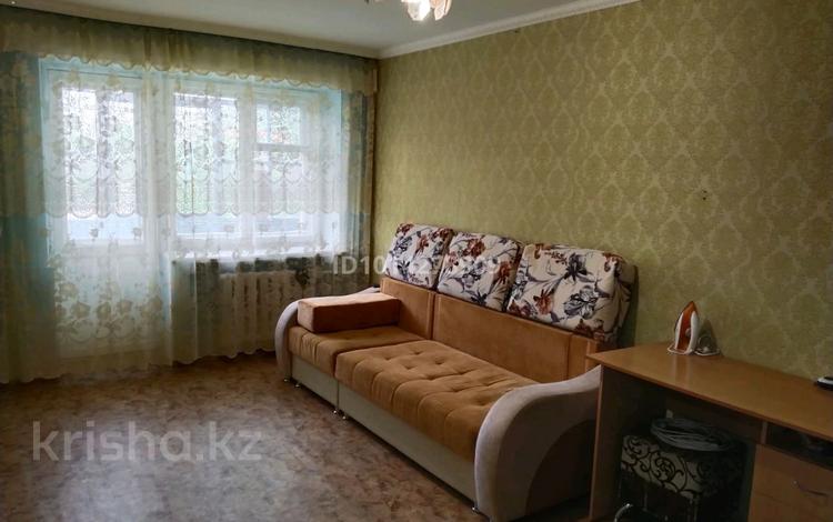 1-комнатная квартира · 31.3 м² · 2/5 этаж, М. О. Ауэзова 40 — Дом находиться в центре города. за 6.5 млн ₸ в Аксу — фото 2
