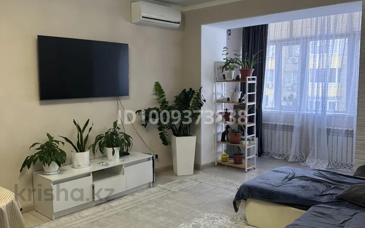 2-комнатная квартира · 84 м² · 4/5 этаж, мкр Астана 5/1 за 32 млн ₸ в Уральске — фото 2