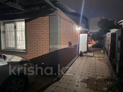 Үйдің бір бөлігі · 4 бөлме · 100 м² · 4 сот., Рыскулова — Гончарова, бағасы: 52 млн 〒 в Алматы, Жетысуский р-н