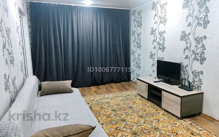 2-бөлмелі пәтер · 50 м² · 4/5 қабат, Қаратау ш/а. 6, бағасы: 13 000 ₸ в Таразе, мкр Каратау — фото 2