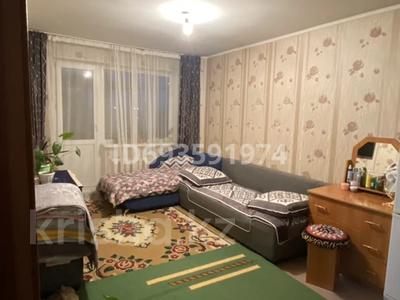 2-комнатная квартира · 44 м² · 2/5 этаж, Карменова 61а за 14.9 млн 〒 в Семее