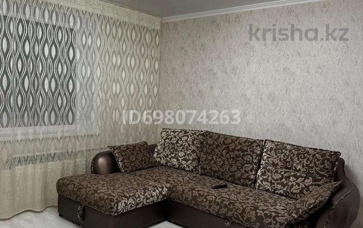 2-комнатная квартира · 54 м² · 3/5 этаж, мкр Юго-Восток, Мкр Степной 3 — Старая Корзина за 220 000 ₸ в Караганде, Казыбек би р-н — фото 2