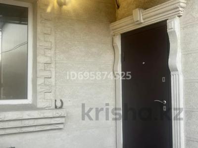 Жеке үй · 9 бөлме · 350 м², Мустафы Шокая 1/1, бағасы: 100 000 〒 в Алматы, Медеуский р-н