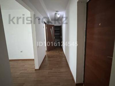 2-комнатная квартира · 58 м² · 1/5 этаж, мкр Байтерек 18 — Напротив корзинки рядом магазин Tabanan за 100 000 ₸ в Таразе