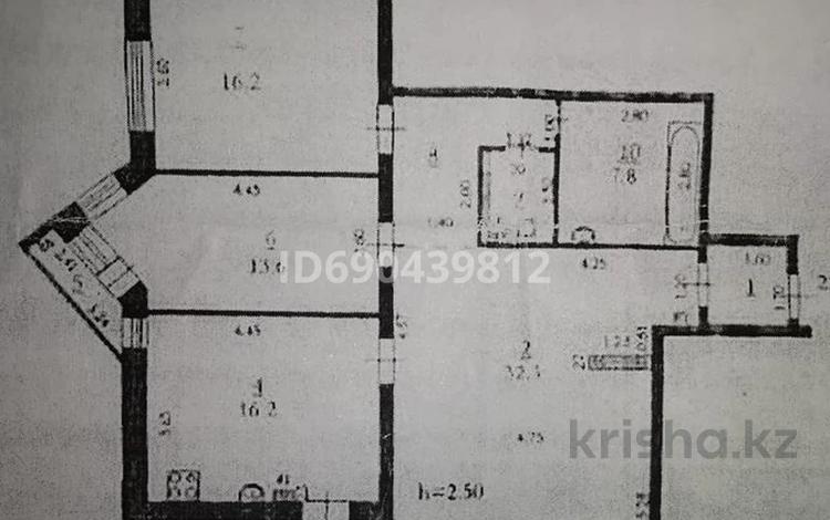 3-комнатная квартира, 100 м², 9/11 этаж, мкр 5 11Г за 28 млн 〒 в Актобе, мкр 5 — фото 2