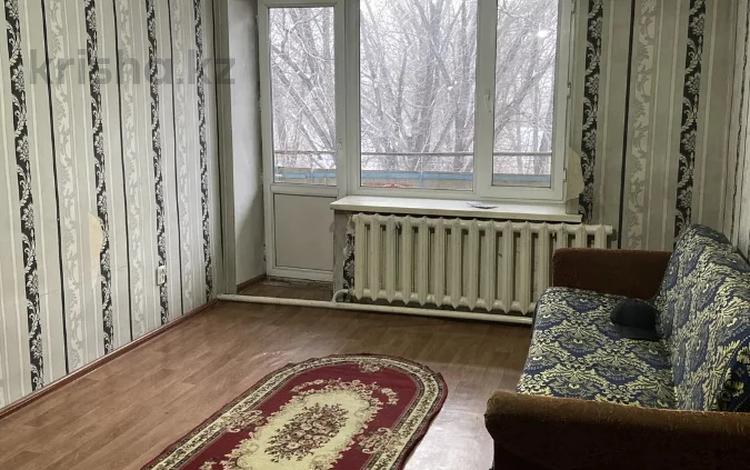 1-комнатная квартира, 30 м², 2/2 этаж помесячно, Айтыкова за 60 000 〒 в Талдыкоргане — фото 3