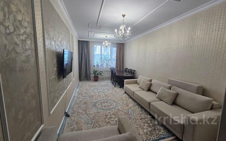 3-бөлмелі пәтер · 94 м² · 2/10 қабат, Абикен Бектуров 3, бағасы: 71 млн ₸ в Астане, Нура р-н — фото 2
