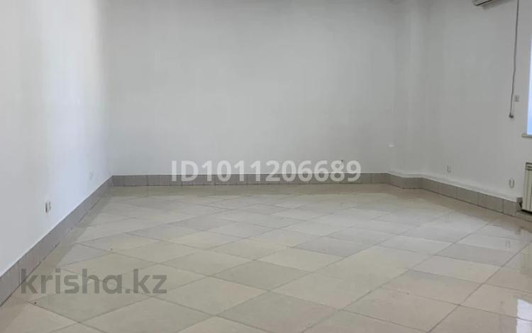 Свободное назначение, офисы, салоны красоты · 55 м² за 480 000 ₸ в Алматы, Бостандыкский р-н — фото 25