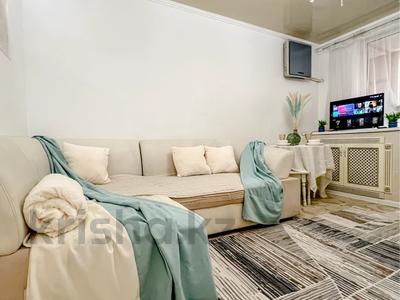 1-комнатная квартира · 50 м² · 8/12 этаж, мкр Акбулак, Байтерекова 75 — Алматы Арена за 13 000 〒 в Алатауский р-н