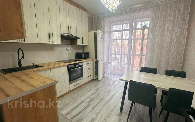 2-бөлмелі пәтер · 60 м² · 10/10 қабат, Наурызбай батыра 138 — Центр, ЖК, супермаркет СОЮЗ, 5 и 6 школы, бағасы: 230 000 ₸ в Кокшетау — фото 2