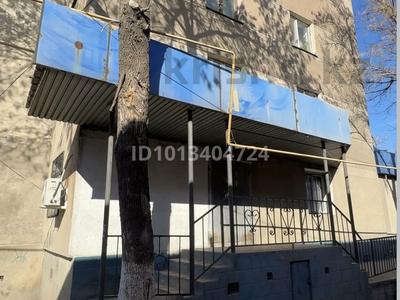 1-бөлмелі пәтер · 40 м² · 1/5 қабат, Гагарина 137, бағасы: 18 млн ₸ в Шымкенте, Туран р-н