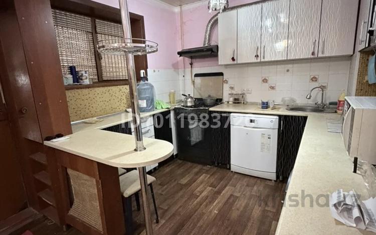 4-бөлмелі пәтер · 100 м² · 3/9 қабат, 12-й мкр 55, бағасы: 21.5 млн ₸ в Актау — фото 2